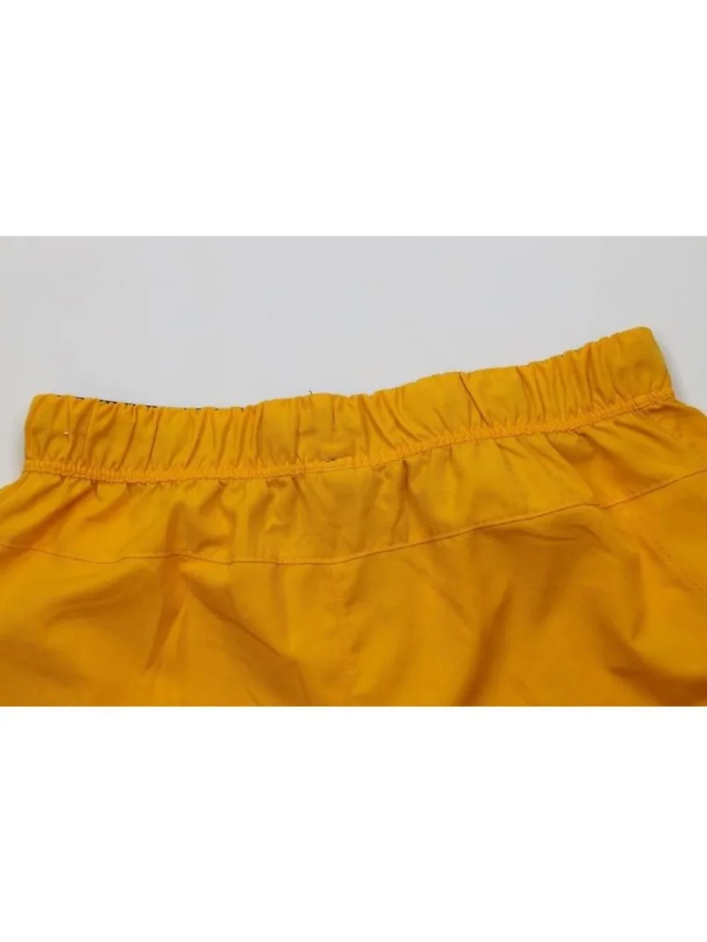 Nike Baseball Mens Size XL Pittsburgh Pirates Baseball Above Knee Shorts Yellow